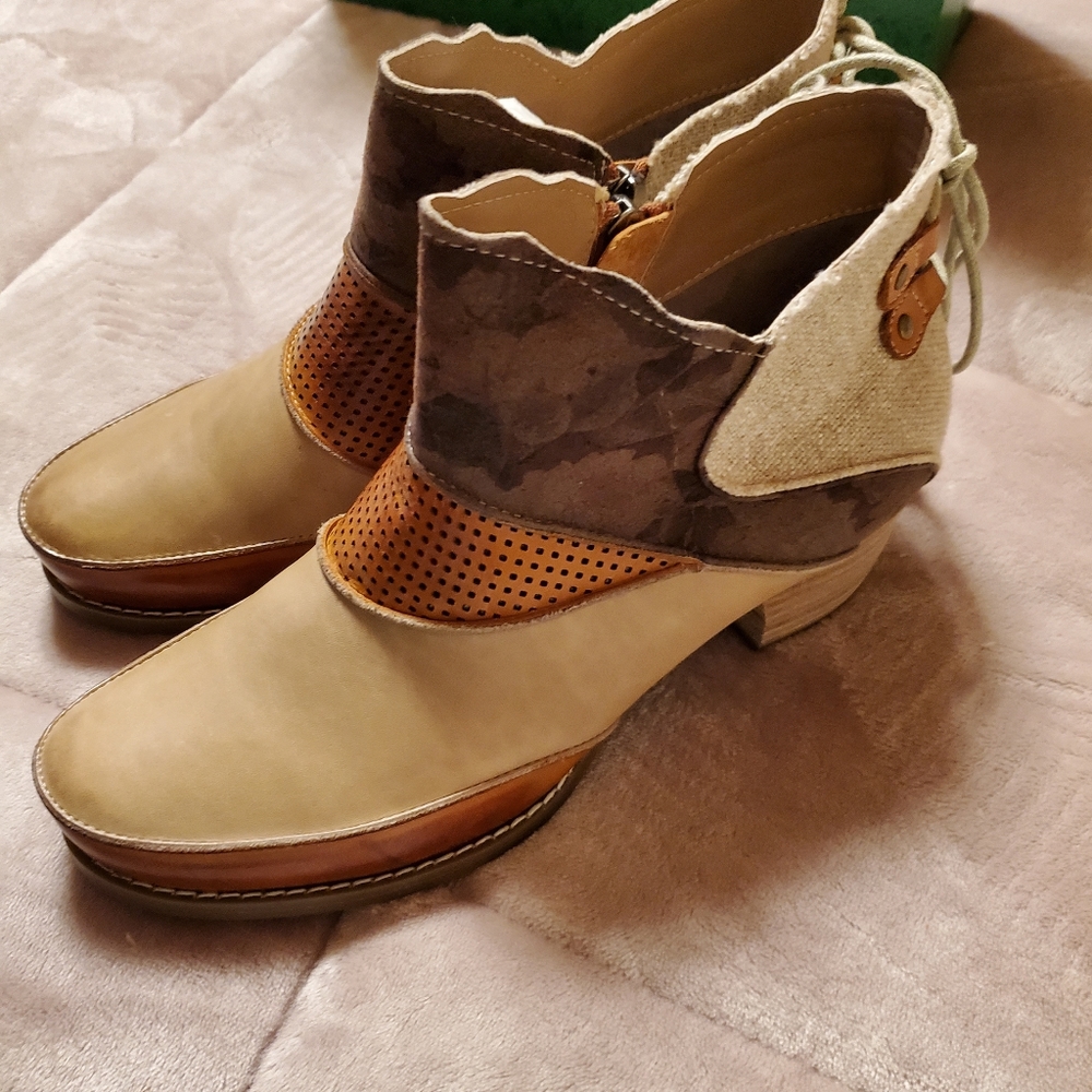 Corey's Bootie - Picture 3 of 4